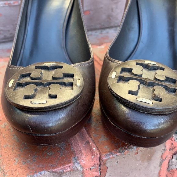 Tory Burch Betty Pump Calf Leather - Picture 16 of 16